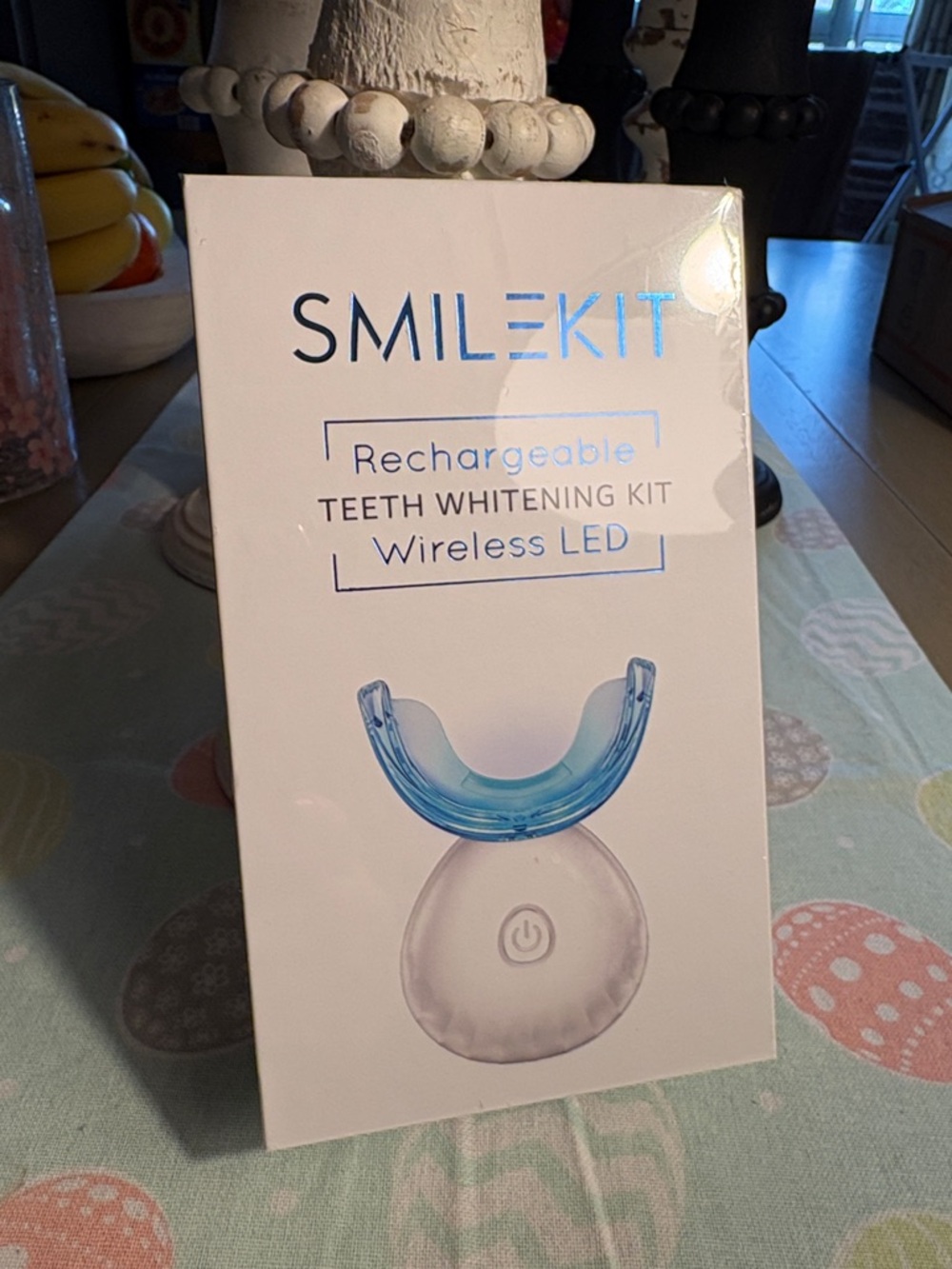 Rechargeable Wireless LED Teeth Whitening Kit in Blue